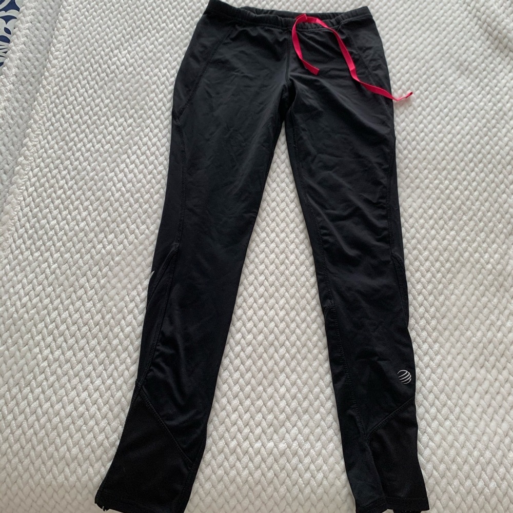 Black running pants